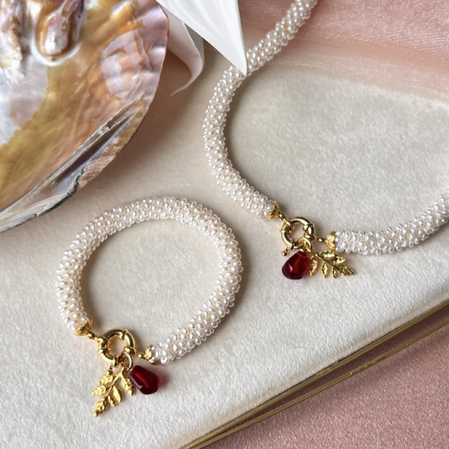 Altın Uyumlu Sarmaşık Set